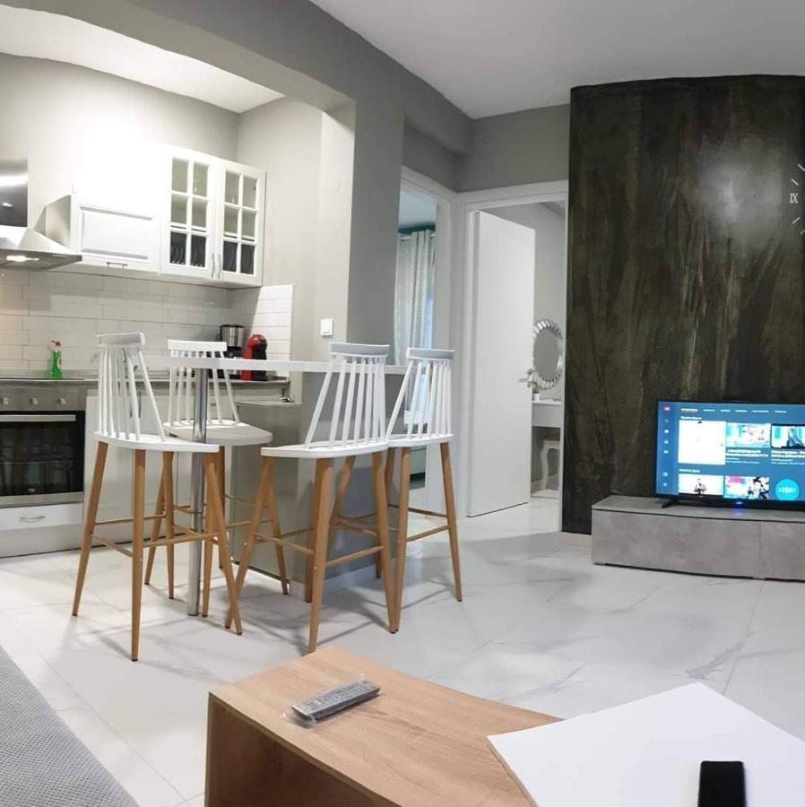 Diamond Lux Apartment PalaiónTsiflíkion Zewnętrze zdjęcie